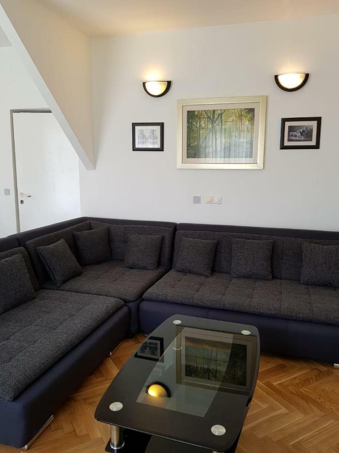 Apartment Mate Kaštela エクステリア 写真